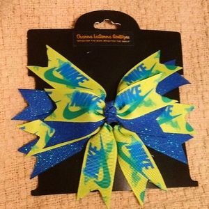Hair bows